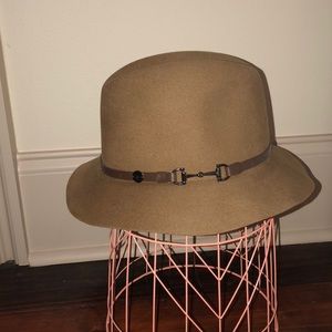 Karen Kane Hat!